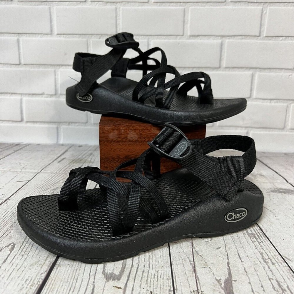 Chaco Black Strappy Sport Sandals